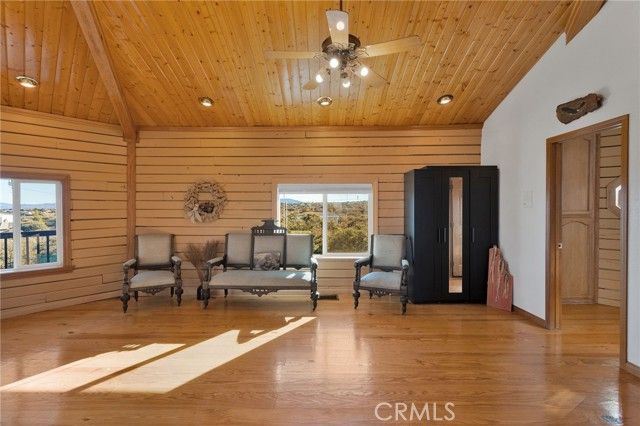 10328 El Centro, Oak Hills, CA 92344