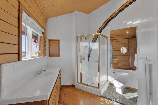 10328 El Centro, Oak Hills, CA 92344