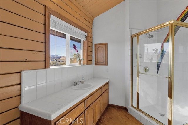 10328 El Centro, Oak Hills, CA 92344