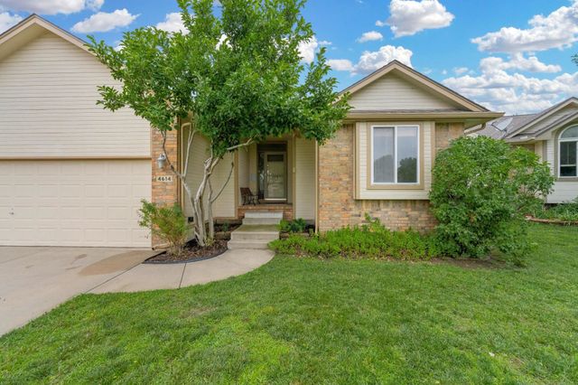 4614 E Willow Point Ct, Wichita, KS 67220