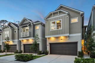 804 Glowing Dawn Drive, Houston, TX 77018