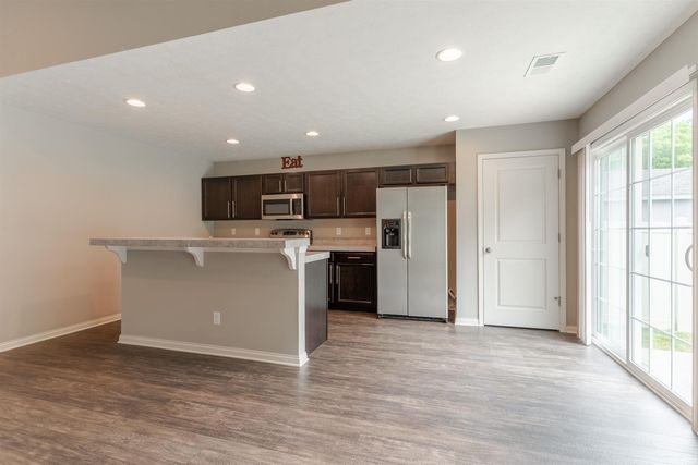 832 Tawny Drive, Evansville, IN 47712