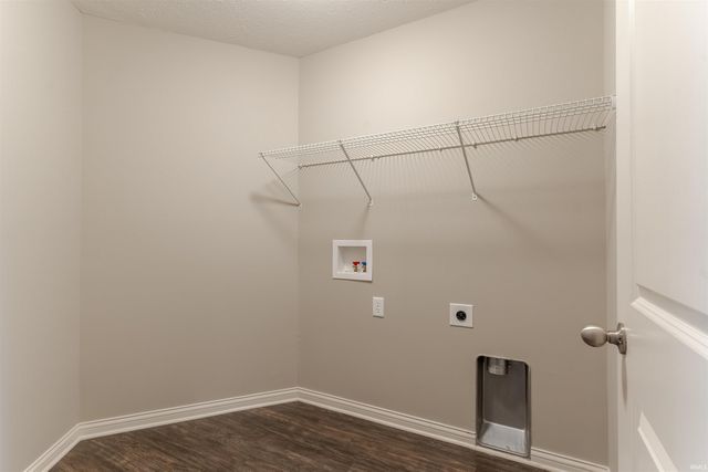 832 Tawny Drive, Evansville, IN 47712