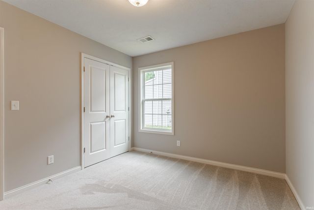 832 Tawny Drive, Evansville, IN 47712