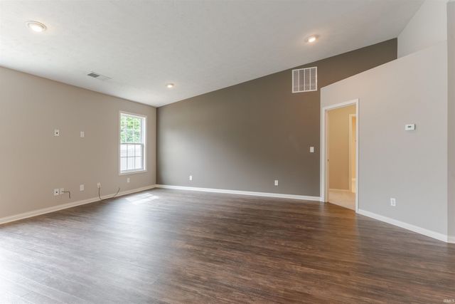 832 Tawny Drive, Evansville, IN 47712
