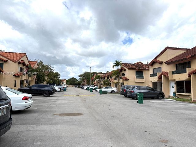 10044 SW 77th Ct 0, Miami, FL 33156