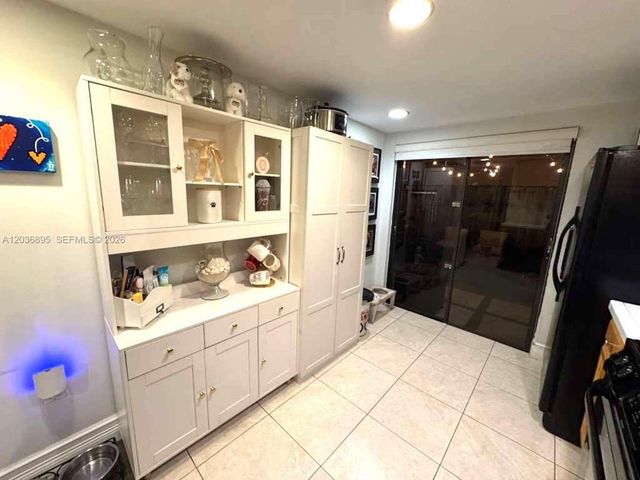 10044 SW 77th Ct 0, Miami, FL 33156
