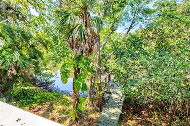 5110 ADMIRAL PLACE, Sarasota, FL 34231