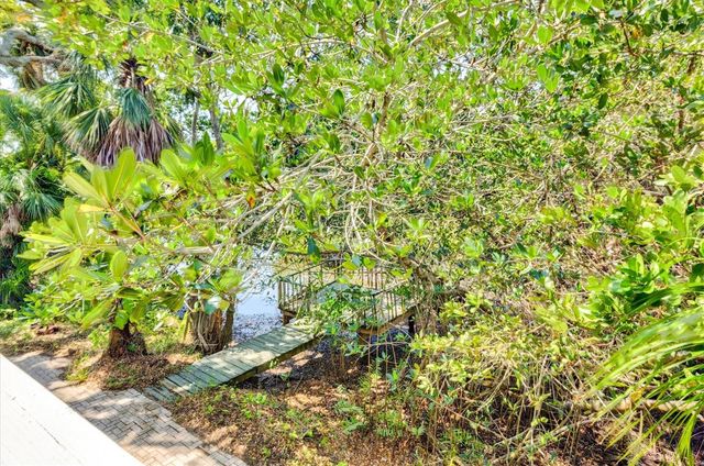 5110 ADMIRAL PLACE, Sarasota, FL 34231