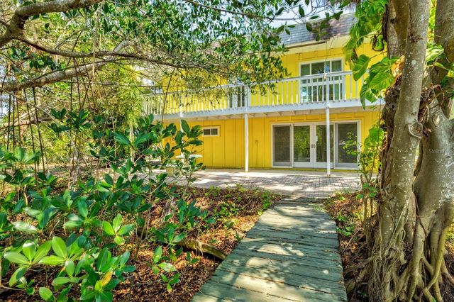 5110 ADMIRAL PLACE, Sarasota, FL 34231