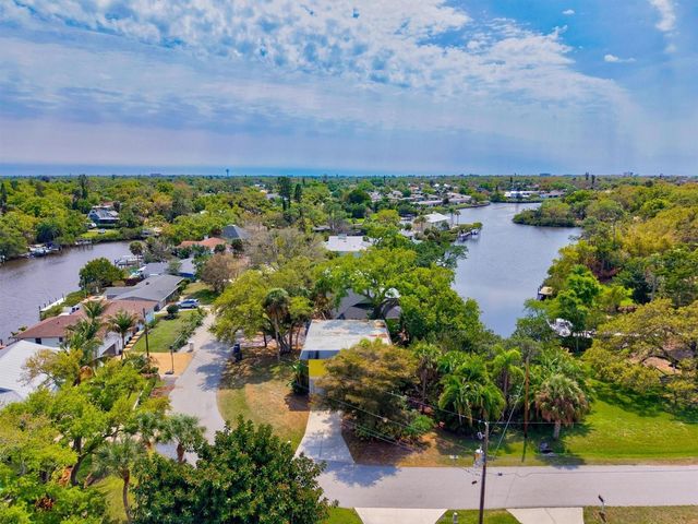 5110 ADMIRAL PLACE, Sarasota, FL 34231