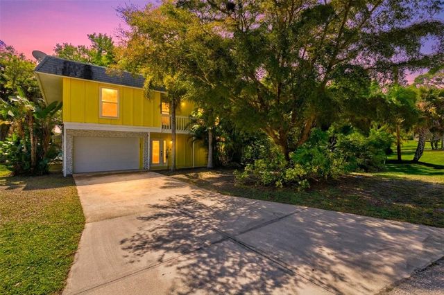 5110 ADMIRAL PLACE, Sarasota, FL 34231