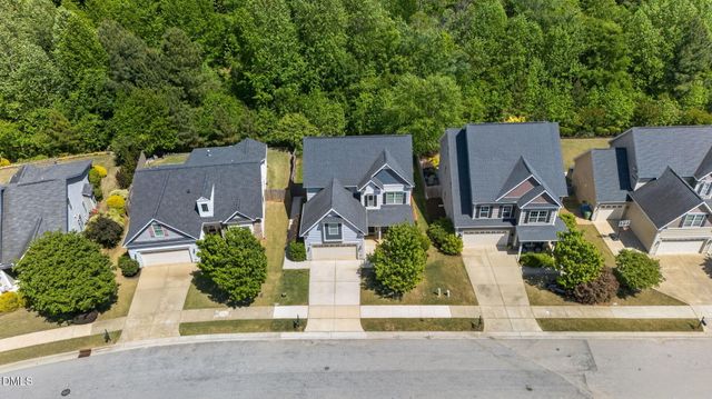 422 Lone Pine Loop, Fuquay Varina, NC 27526