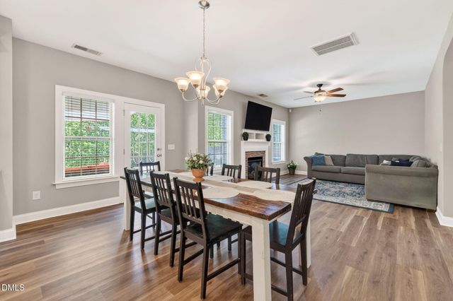 422 Lone Pine Loop, Fuquay Varina, NC 27526