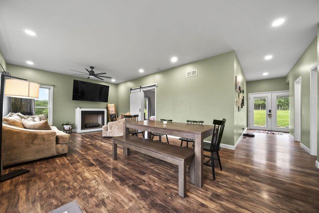 112 Williamson Road SW, Granville, OH 43023
