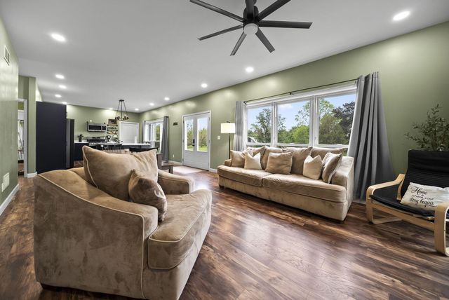 112 Williamson Road SW, Granville, OH 43023
