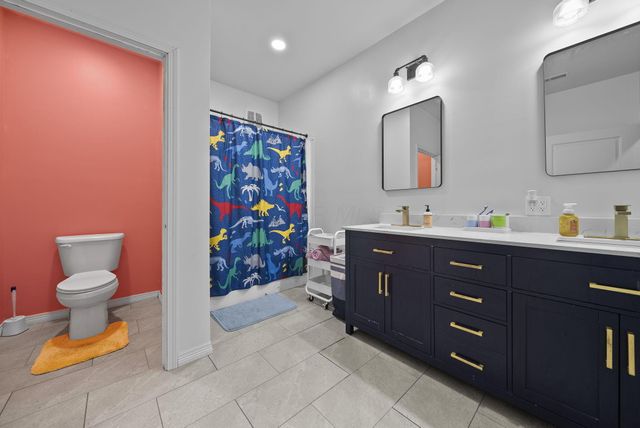 112 Williamson Road SW, Granville, OH 43023