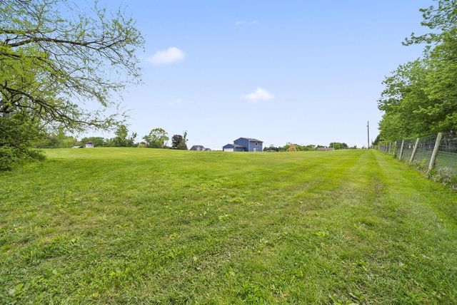 112 Williamson Road SW, Granville, OH 43023