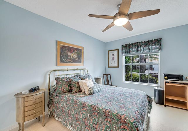 8482 Logia Circle, Boynton Beach, FL 33472