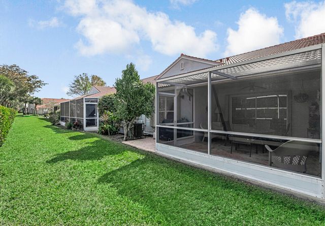 8482 Logia Circle, Boynton Beach, FL 33472