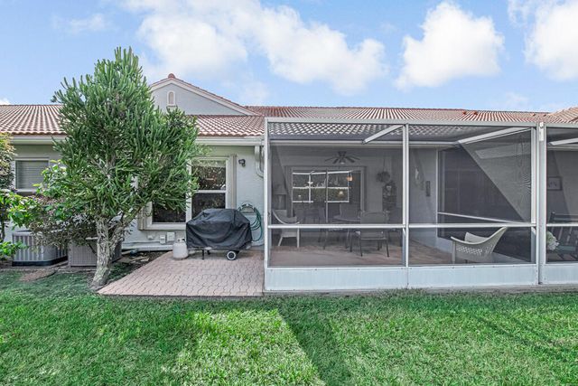 8482 Logia Circle, Boynton Beach, FL 33472