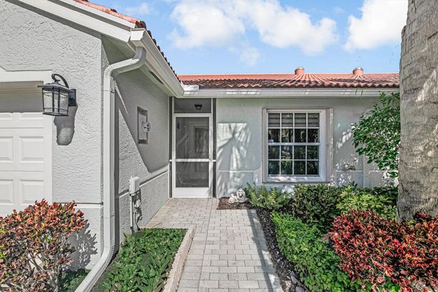 8482 Logia Circle, Boynton Beach, FL 33472