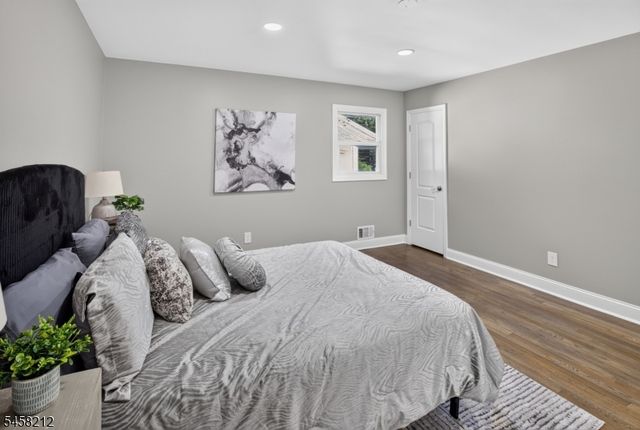 247 Farragut Rd, North Plainfield Boro, NJ 07062