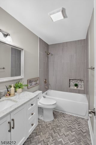 247 Farragut Rd, North Plainfield Boro, NJ 07062