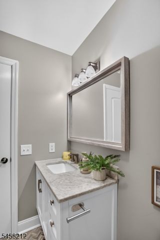 247 Farragut Rd, North Plainfield Boro, NJ 07062