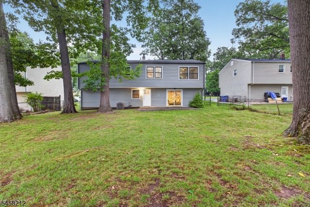 247 Farragut Rd, North Plainfield Boro, NJ 07062