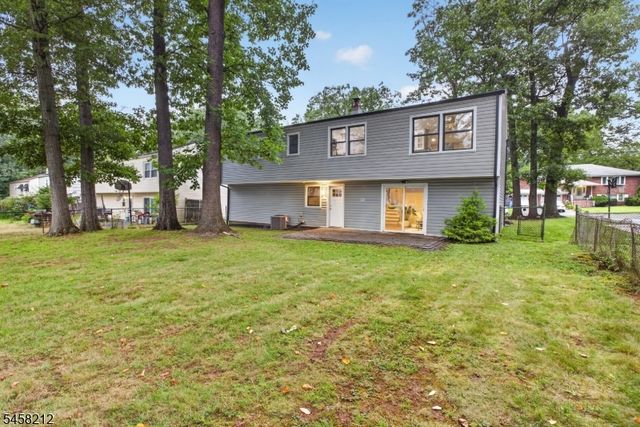 247 Farragut Rd, North Plainfield Boro, NJ 07062