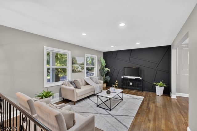 247 Farragut Rd, North Plainfield Boro, NJ 07062