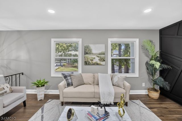 247 Farragut Rd, North Plainfield Boro, NJ 07062