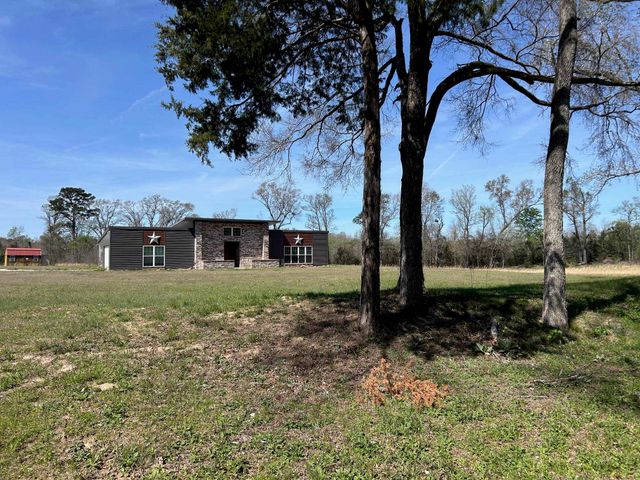 4502 Blocker Road, Marshall, TX 75672