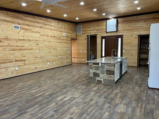 4502 Blocker Road, Marshall, TX 75672