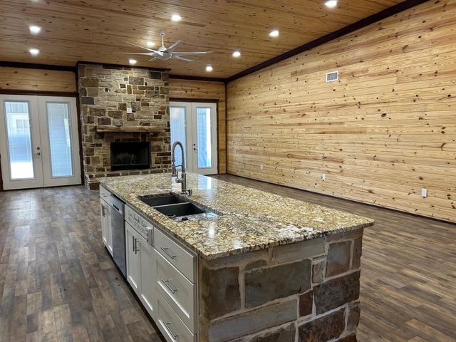 4502 Blocker Road, Marshall, TX 75672