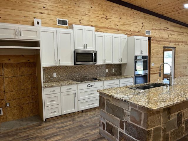 4502 Blocker Road, Marshall, TX 75672