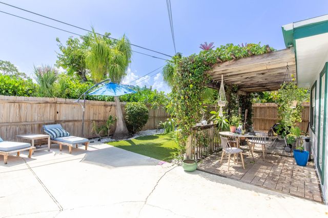 12069 Easterly Avenue, Palm Beach Gardens, FL 33410