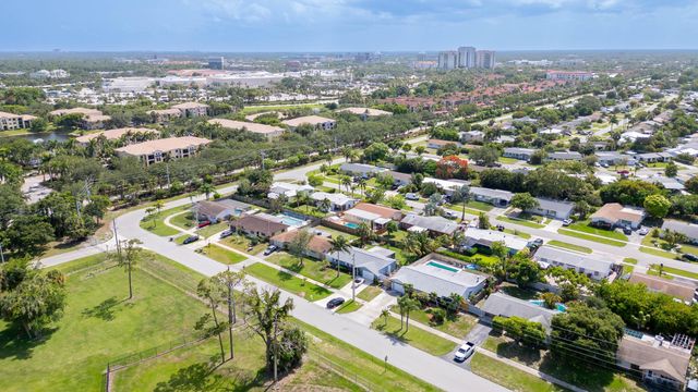 12069 Easterly Avenue, Palm Beach Gardens, FL 33410