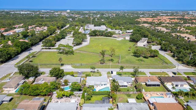 12069 Easterly Avenue, Palm Beach Gardens, FL 33410