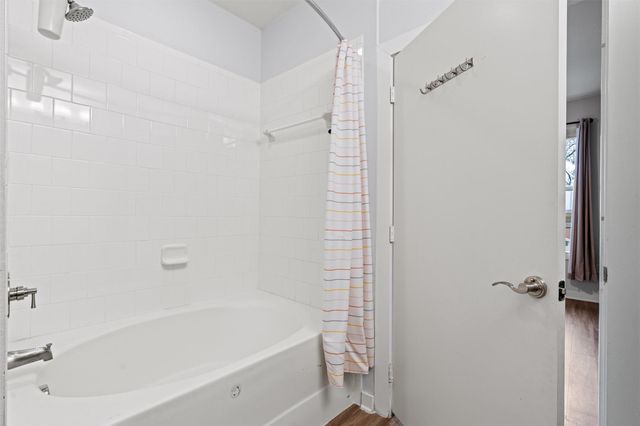 1900 Barton Springs RD 4037, Austin, TX 78704