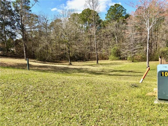 1920 Bradshire Drive, Mobile, AL 36695