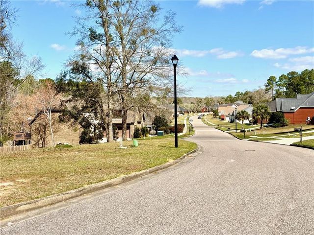 1920 Bradshire Drive, Mobile, AL 36695