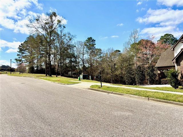 1920 Bradshire Drive, Mobile, AL 36695