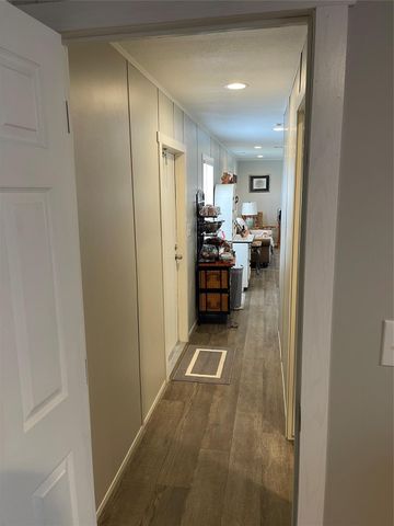 702 County Road 1500, Crockett, TX 75835