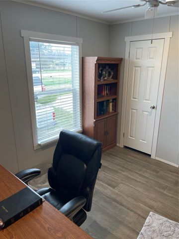 702 County Road 1500, Crockett, TX 75835