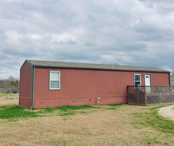 702 County Road 1500, Crockett, TX 75835