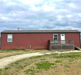 702 County Road 1500, Crockett, TX 75835