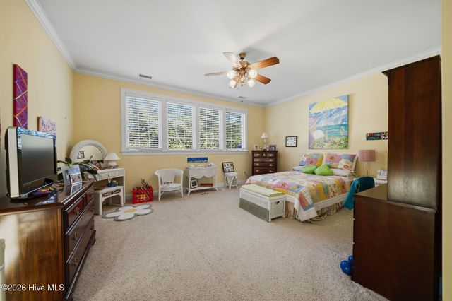 5913 Hunters Mill Lane, Wilmington, NC 28409