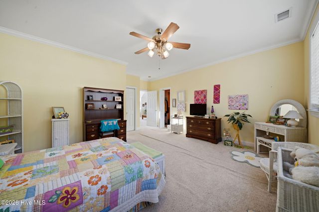 5913 Hunters Mill Lane, Wilmington, NC 28409